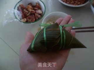 经典咸味粽——蛋黄肉粽的做法步骤：6