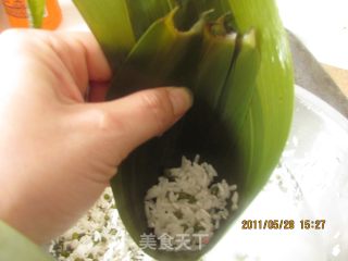 [端午.粽子篇]---绿豆蜜枣粽的做法步骤：6
