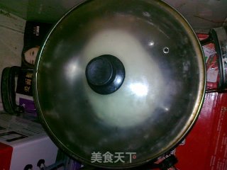 正宗东北包子（猪肉大葱味）的做法步骤：2