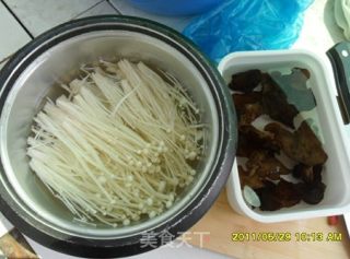 荤菜——鱼香肉丝的做法步骤：2