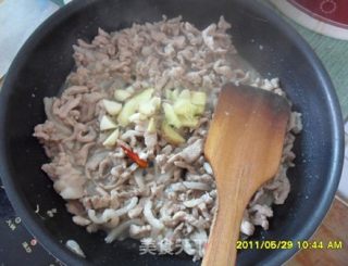 荤菜——鱼香肉丝的做法步骤：6