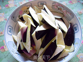 挑逗你的味蕾——草鱼烧茄子的做法步骤：1