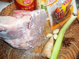 秘制酱牛肉的做法步骤：1