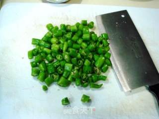 香干尖椒炒酱菜的做法步骤：4