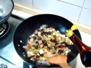 香干尖椒炒酱菜的做法步骤：7