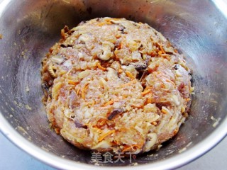 翡翠鲜肉卷的做法步骤：4