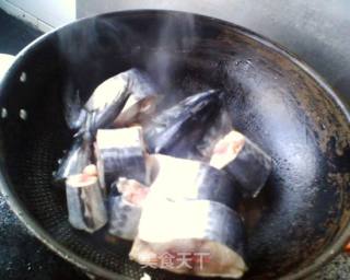 红烧燕鲅的做法步骤：5