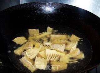 冬笋烧排骨的做法步骤：7