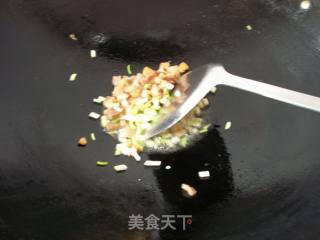 腊肉香菇炒饭的做法步骤：4