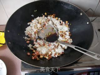 腊肉香菇炒饭的做法步骤：7