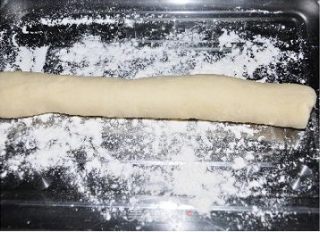 牛奶小馒头的做法步骤：8