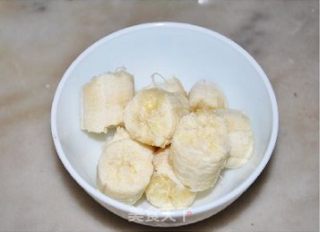 美味又养眼的香蕉派的做法步骤：2