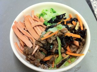 可简易，可繁琐版 韩国辣酱拌饭的做法步骤：2