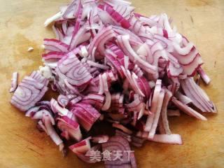 五香肉粽的做法步骤：6