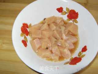 宫保鸡丁的做法步骤：3