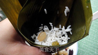 红豆沙粽子的做法步骤：5