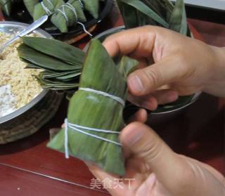 童年的记忆-老家的肉粽的做法步骤：4