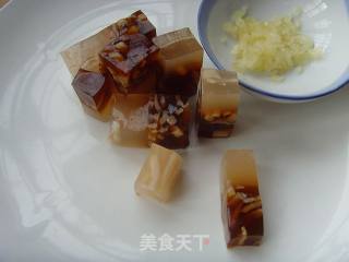 【夏日小凉菜】：双色皮冻的做法步骤：12