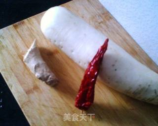 【夏日小凉菜】---糖醋泡萝卜的做法步骤：1