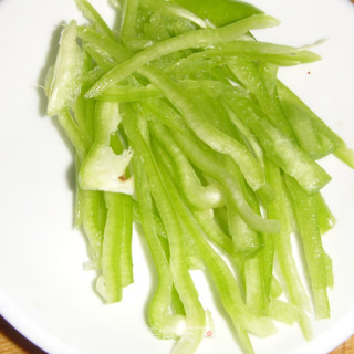 【夏日小凉菜】红油土豆丝的做法步骤：4