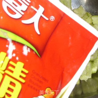 【夏日小凉菜】拍黄瓜的做法步骤：6