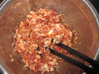 烙肉饼的做法步骤：1