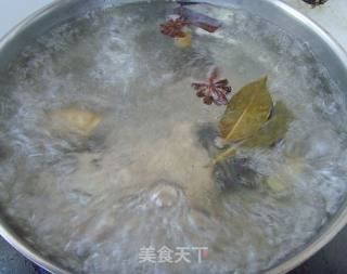 【夏日小凉菜】盐水豌豆的做法步骤：3