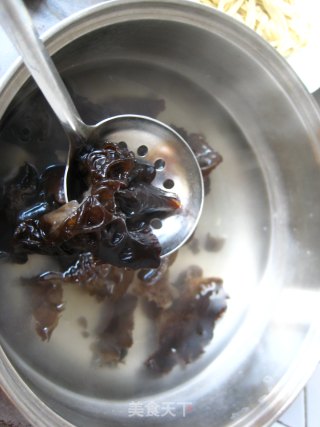 【夏日小凉菜】—什锦捞拌的做法步骤：1