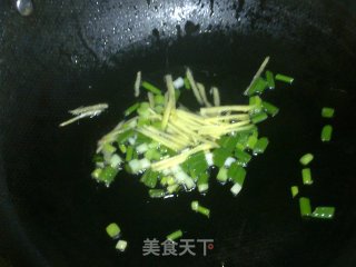 米耳炝黄花菜的做法步骤：6