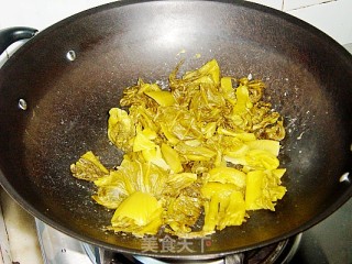 酸菜牛肉的做法步骤：4