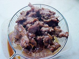 酸菜牛肉的做法步骤：7