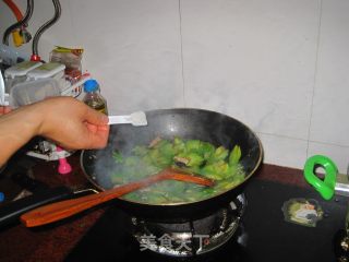 豆豉瘦肉炒苦瓜的做法步骤：5