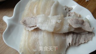 [夏日小凉菜]------蒜泥白肉的做法步骤：5