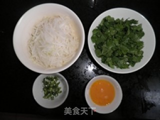 凉拌香辣萝卜丝的做法步骤：2