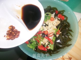 凉拌海带（海边自己捞回来的新鲜海带）的做法步骤：3
