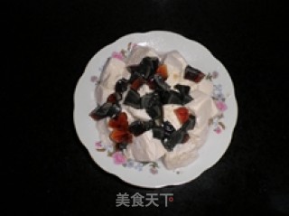 皮蛋拌豆腐的做法步骤：3
