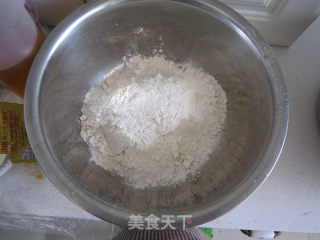 紫薯馒头的做法步骤：1