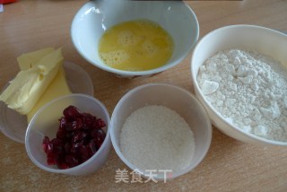 蔓越莓奶酥的做法步骤：1