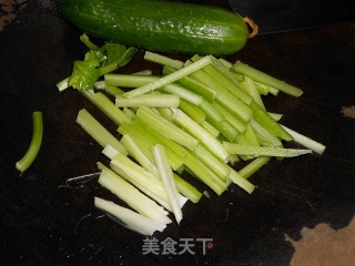 蒜拌北极贝的做法步骤：2