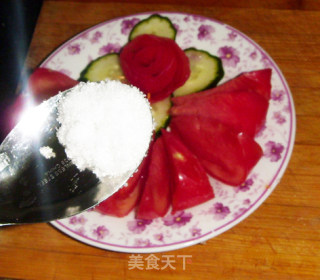 【夏日小凉菜】糖拌西红柿的做法步骤：6