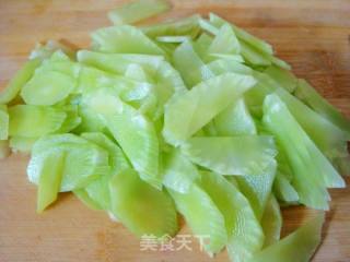 凉拌莴苣的做法步骤：2