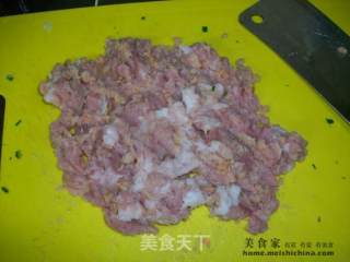 又见丑包子@@家常猪肉韭菜包的做法步骤：3