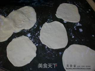 又见丑包子@@家常猪肉韭菜包的做法步骤：11