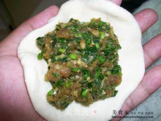 又见丑包子@@家常猪肉韭菜包的做法步骤：12