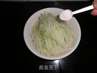 萝卜拌笕兰丝的做法步骤：4