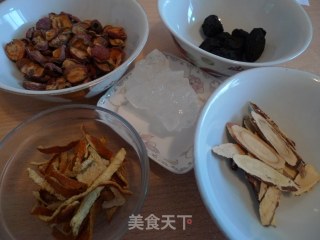 自制酸梅汤的做法步骤：1