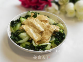 小白菜炒鲜腐竹的做法步骤：9