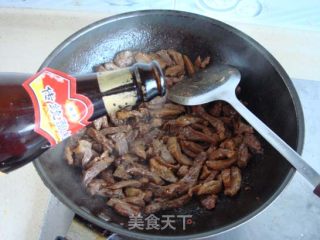五香牛肉干的做法步骤：3