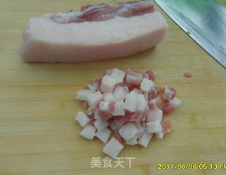 家常葱花油渣饼的做法步骤：1
