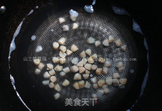 竹荪干贝汤的做法步骤：2